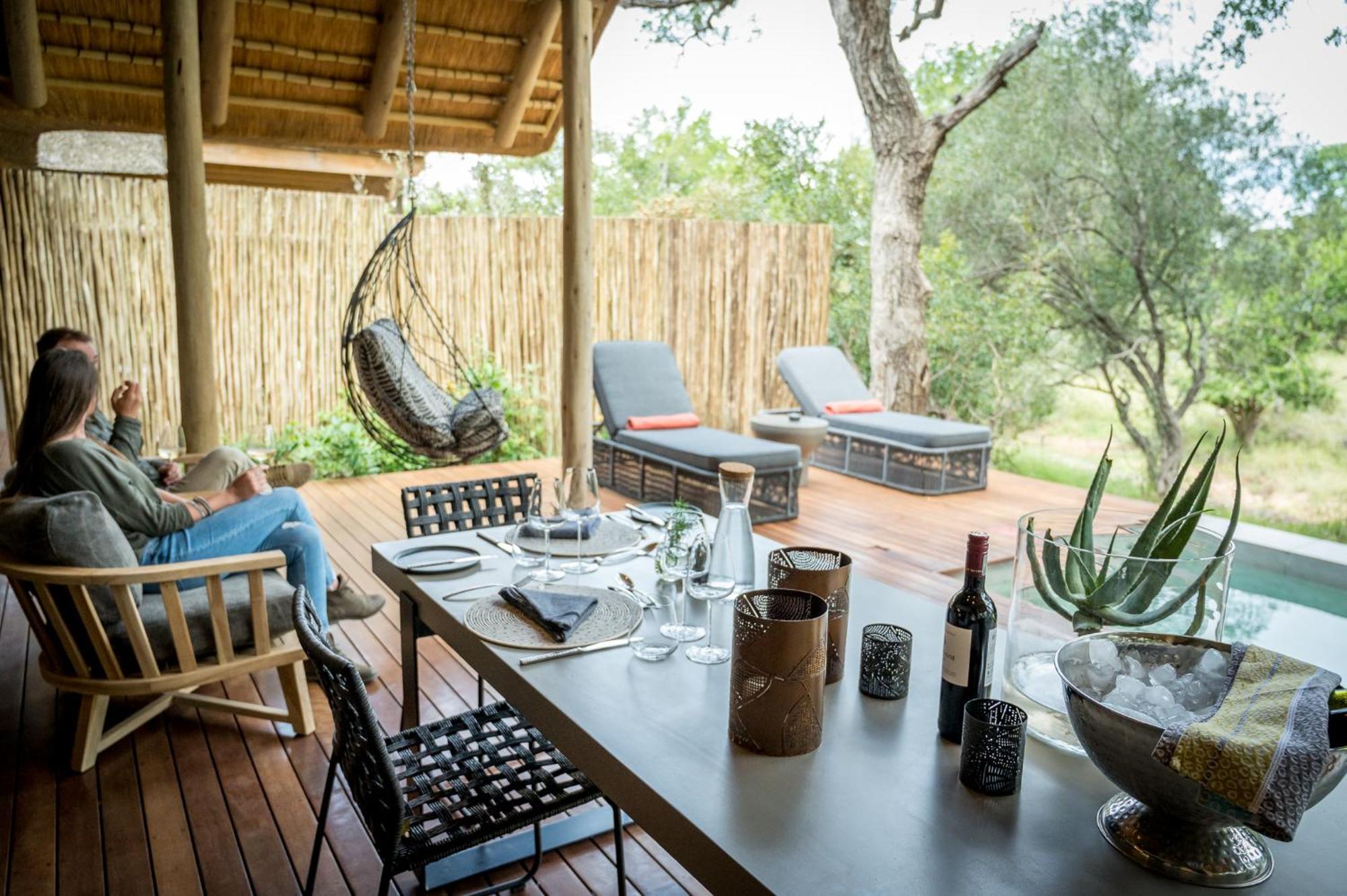 Serondella Safari Lodge Резерват Торнибуш Екстериор снимка